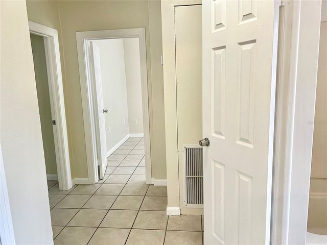 3110 W IVY STREET, Tampa, FL 33607