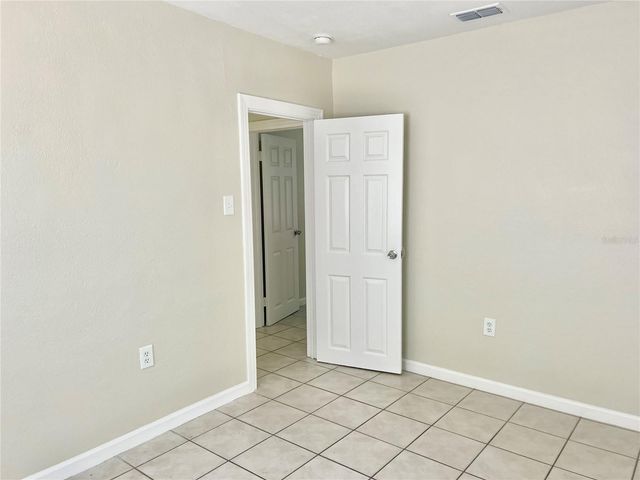 3110 W IVY STREET, Tampa, FL 33607