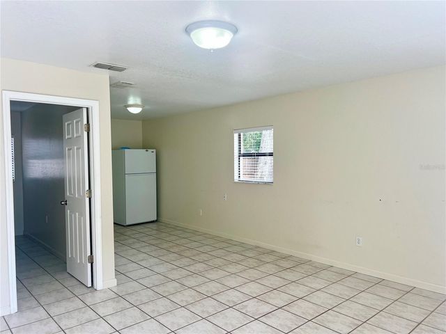 3110 W IVY STREET, Tampa, FL 33607