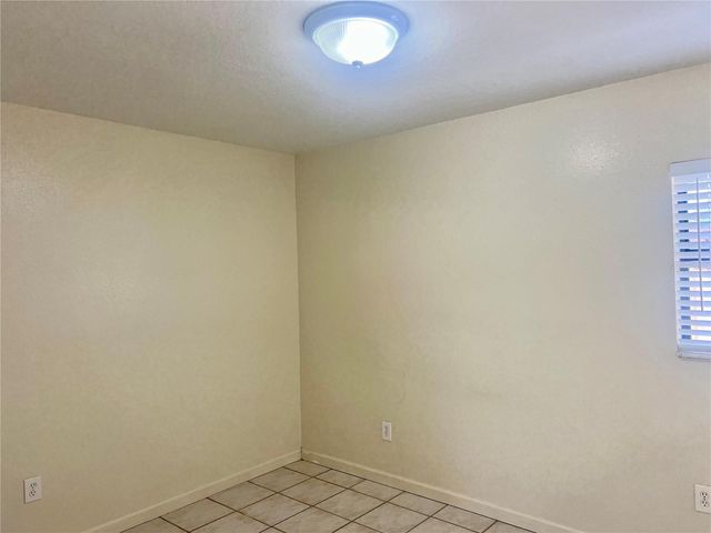 3110 W IVY STREET, Tampa, FL 33607