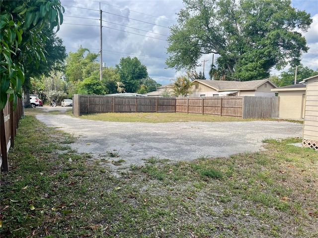 3110 W IVY STREET, Tampa, FL 33607
