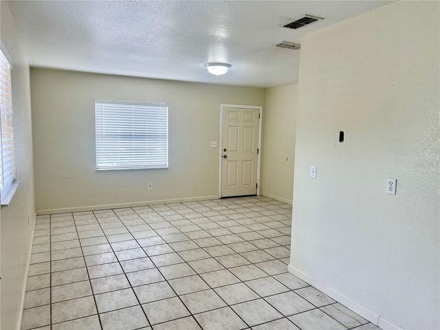 3110 W IVY STREET, Tampa, FL 33607