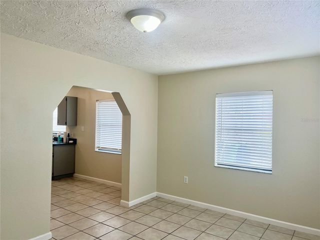 3110 W IVY STREET, Tampa, FL 33607