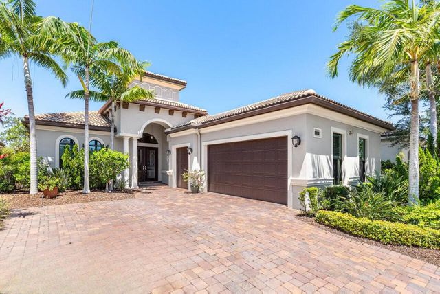 183 SE Calmo Circle, Port St. Lucie, Port St Lucie, FL 34984