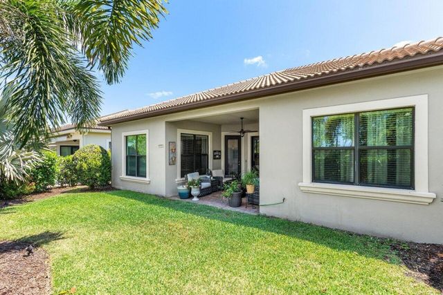 183 SE Calmo Circle, Port St. Lucie, Port St Lucie, FL 34984