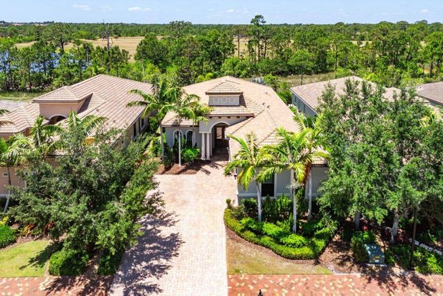 183 SE Calmo Circle, Port St. Lucie, Port St Lucie, FL 34984