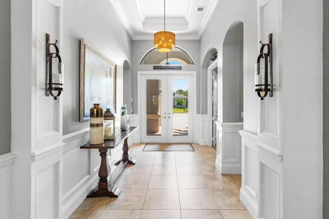 183 SE Calmo Circle, Port St. Lucie, Port St Lucie, FL 34984