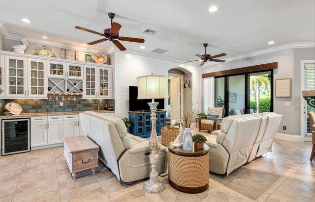 183 SE Calmo Circle, Port St. Lucie, Port St Lucie, FL 34984