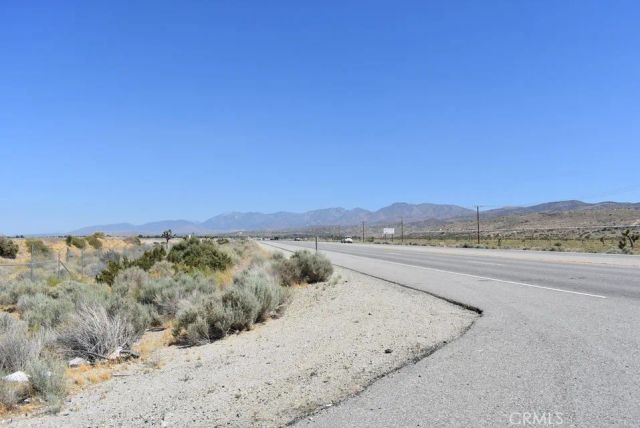 6201 E Pearblossom, Littlerock, CA 93543