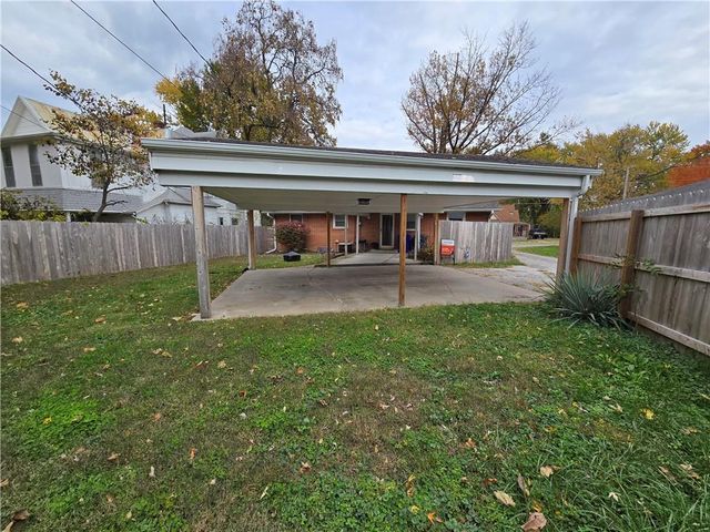 236 S Grand Ave Avenue, Sedalia, MO 65301