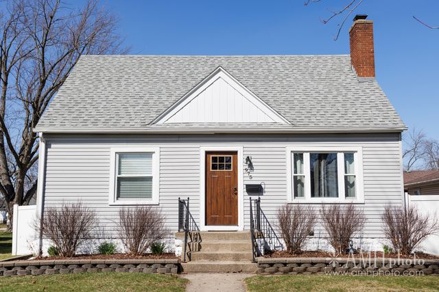 975 W Park Drive, Kankakee, IL 60901