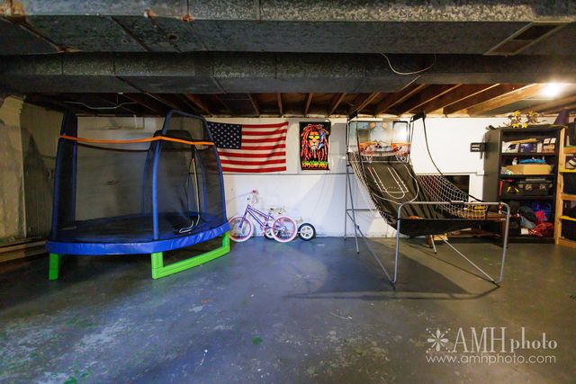 975 W Park Drive, Kankakee, IL 60901