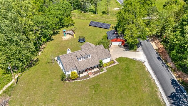 17595 Clear Water Road, Fayetteville, AR 72704