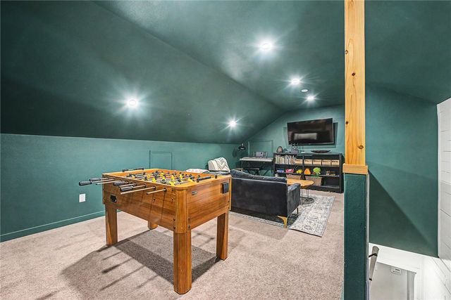 17595 Clear Water Road, Fayetteville, AR 72704