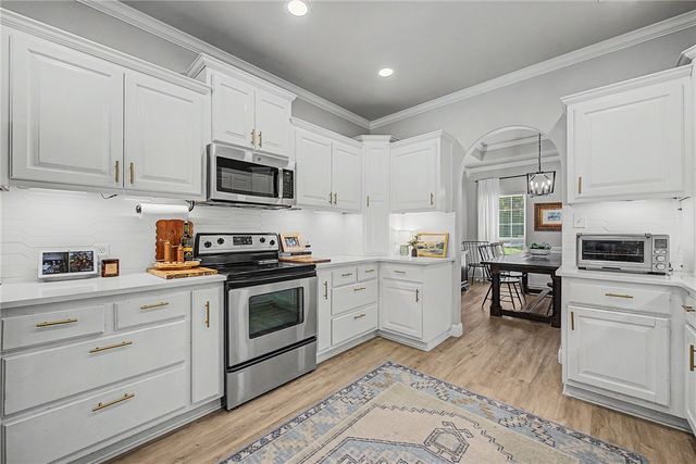 17595 Clear Water Road, Fayetteville, AR 72704