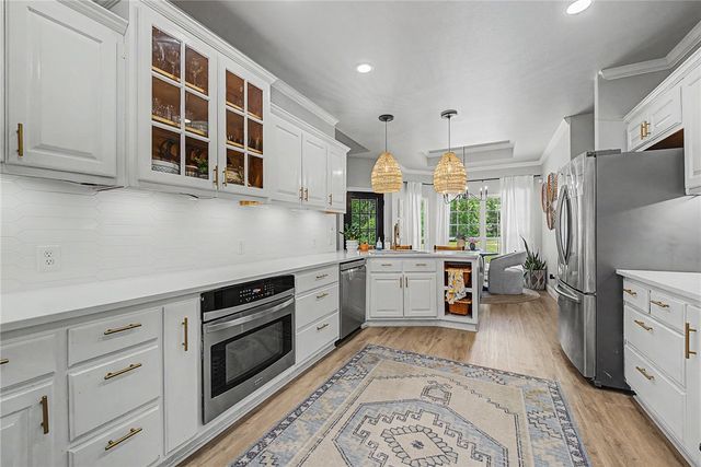 17595 Clear Water Road, Fayetteville, AR 72704