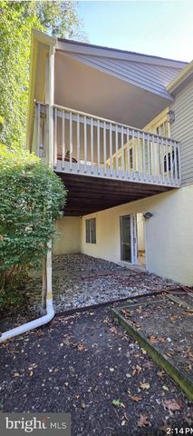 1752 OAK HILL DR, Huntingdon Valley, PA 19006
