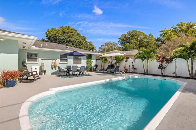 1405 TEMPLE STREET, Clearwater, FL 33756