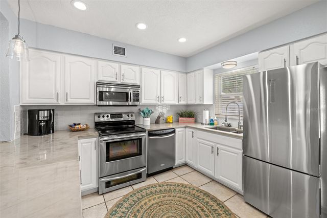 1405 TEMPLE STREET, Clearwater, FL 33756