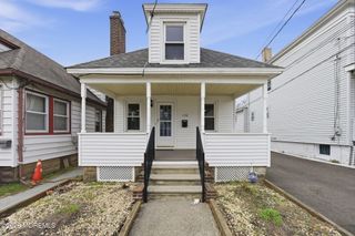 120 2nd Street Front Home, Keyport, NJ 07735