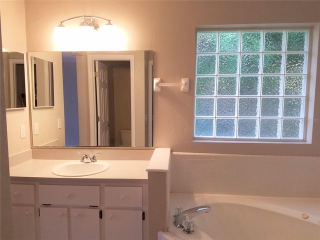 3561 NW 88TH TERRACE, Gainesville, FL 32606