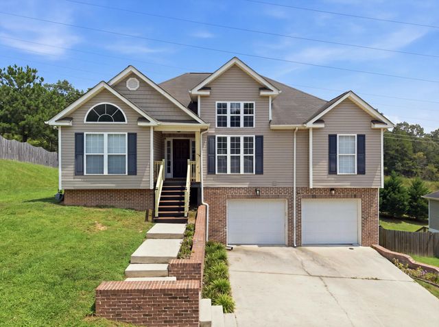 7653 Passport Drive, Ooltewah, TN 37363