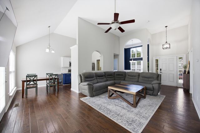7653 Passport Drive, Ooltewah, TN 37363