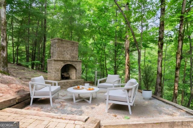 100 Oboe Court, Ellijay, GA 30540