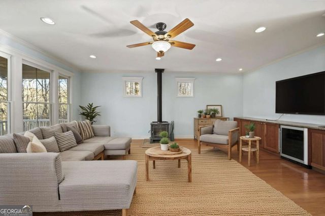 100 Oboe Court, Ellijay, GA 30540