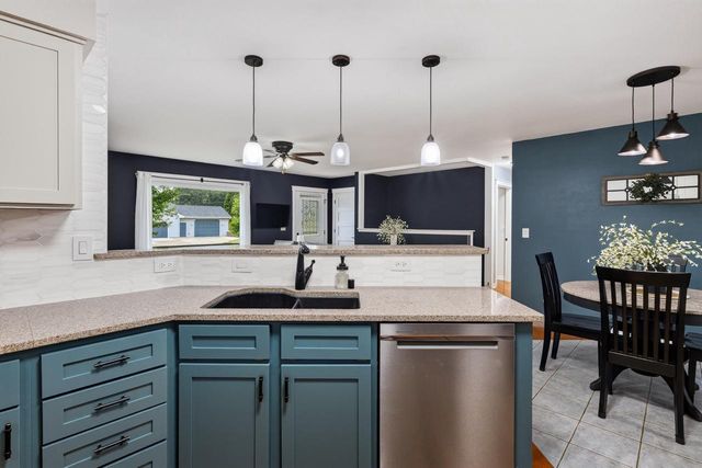 10880 Smokey Mountain Trail, Blue Mounds, WI 53517