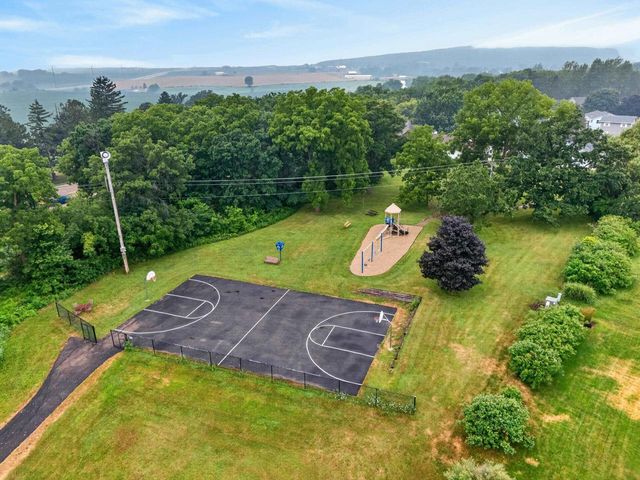 10880 Smokey Mountain Trail, Blue Mounds, WI 53517