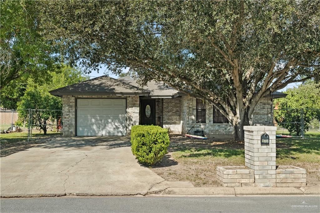 921 E Alan Street, Pharr, TX 78577