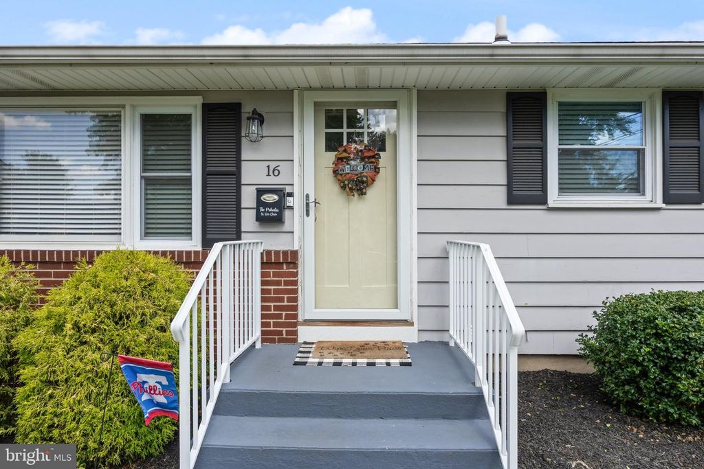 16 KERR DR, HAMILTON, NJ 08610 — photo 3