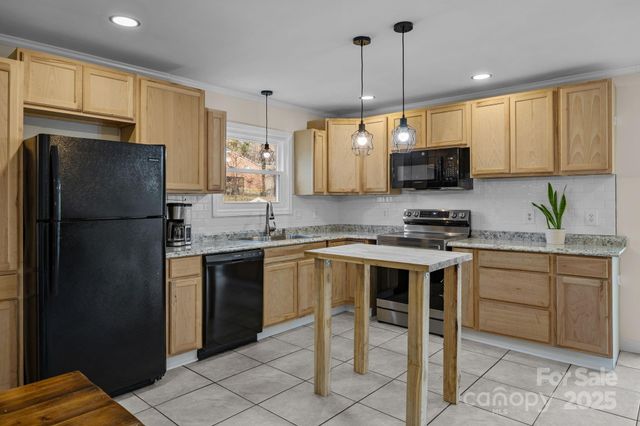 94 Cumberland Court SW, Concord, NC 28025