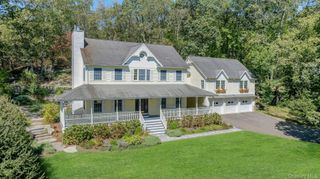 8 Douglas Drive, South Salem, NY 10590