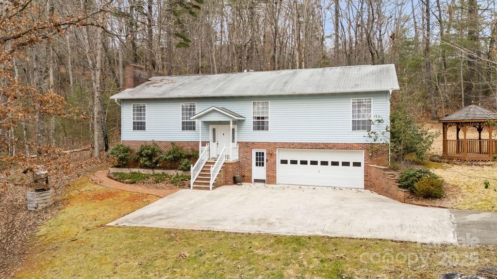 184 Trimont Mountain Road, Franklin, NC 28734