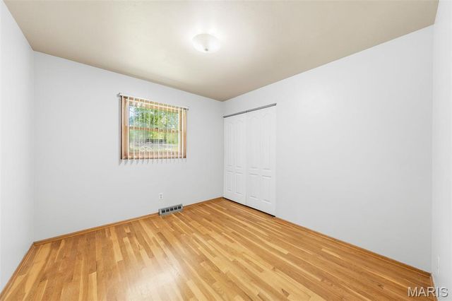 13579 Old Jamestown Road, Black Jack, MO 63033