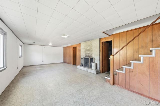 13579 Old Jamestown Road, Black Jack, MO 63033