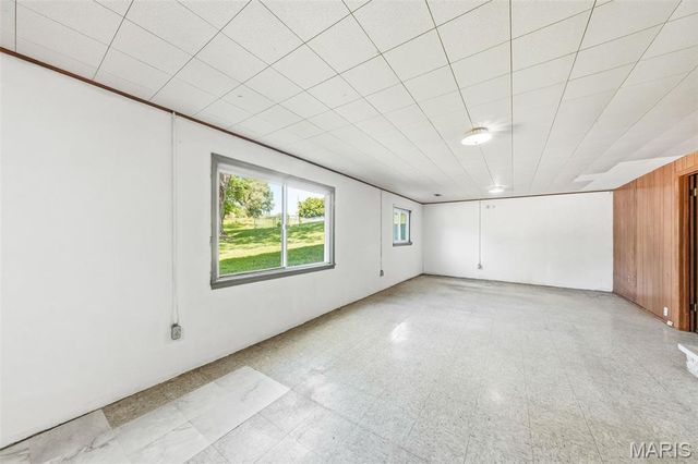 13579 Old Jamestown Road, Black Jack, MO 63033
