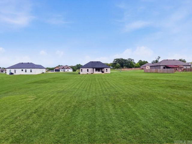 38 Edward Way, Greenbrier, AR 72058