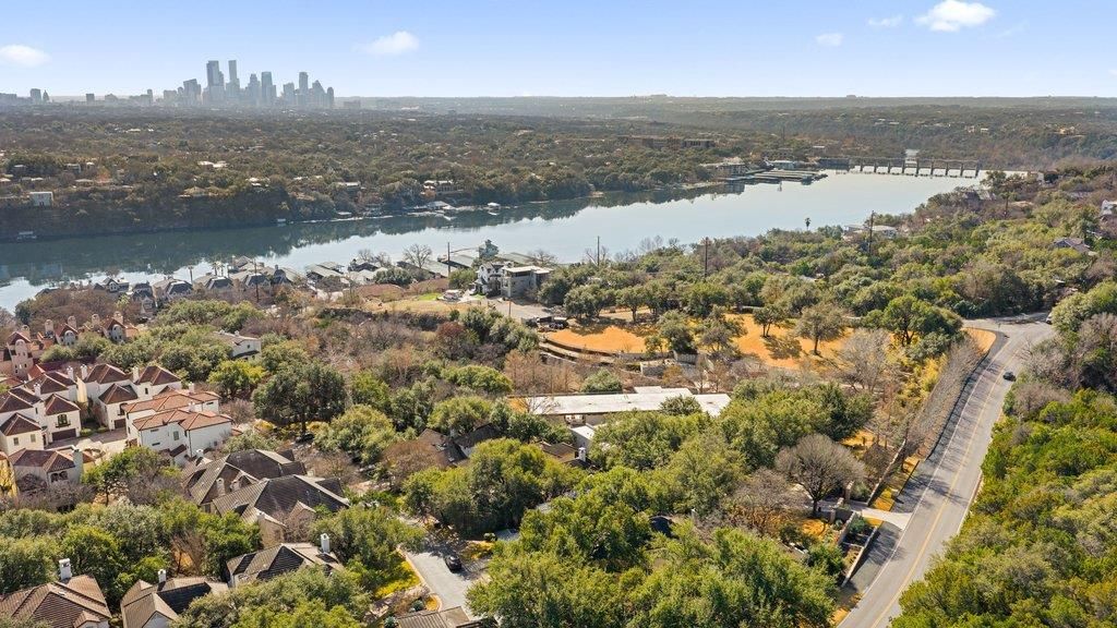 1815 Rue De St Tropez, Austin, TX 78746