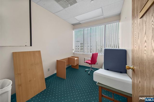 596 Anderson 202-218, Cliffside Park, NJ 07010