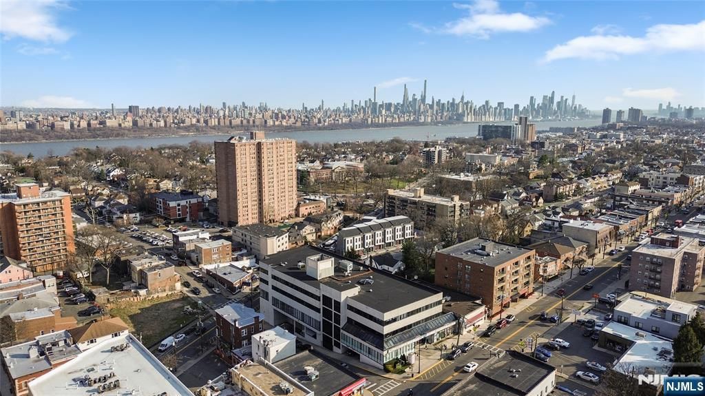 596 Anderson 202-218, Cliffside Park, NJ 07010