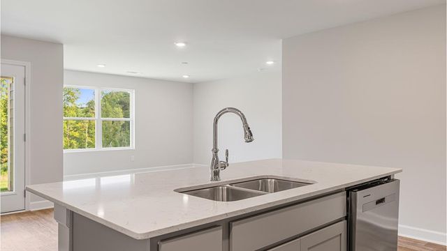 119 Sagebrush Drive, Headland, AL 36345