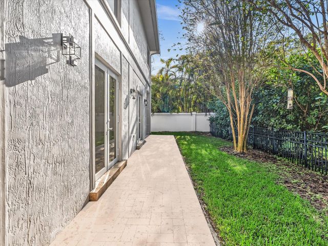 3559 Forest View Circle, Dania Beach, FL 33312