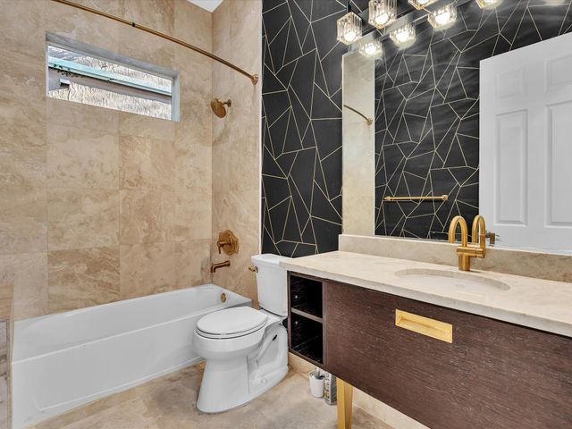 3559 Forest View Circle, Dania Beach, FL 33312