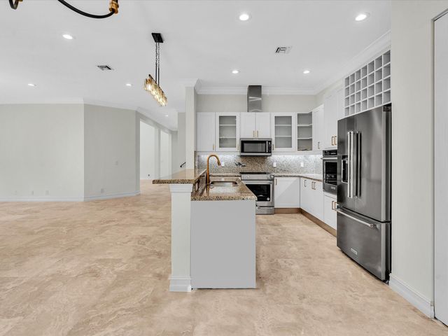 3559 Forest View Circle, Dania Beach, FL 33312