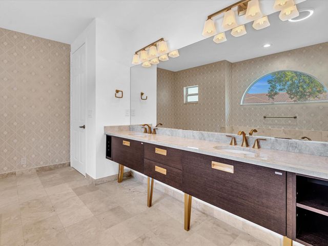 3559 Forest View Circle, Dania Beach, FL 33312