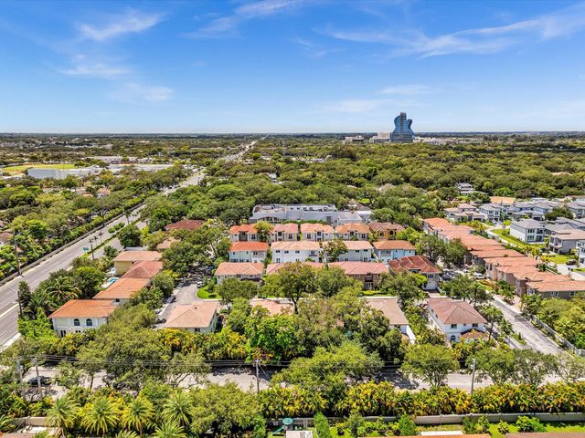 3559 Forest View Circle, Dania Beach, FL 33312