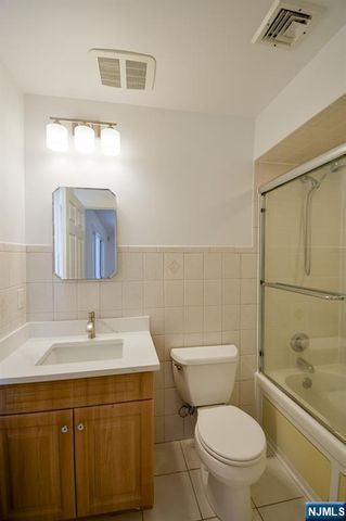 343B Harriet Avenue, Palisades Park, NJ 07650